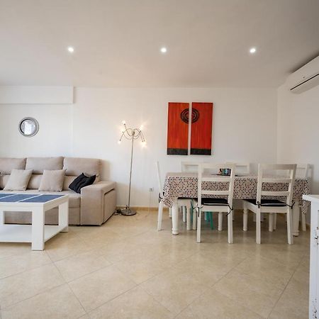 Beautiful 2 Bedrooms Apartment In Agua Mundo ベニドルム エクステリア 写真