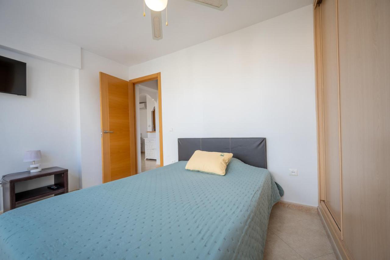 Beautiful 2 Bedrooms Apartment In Agua Mundo ベニドルム エクステリア 写真